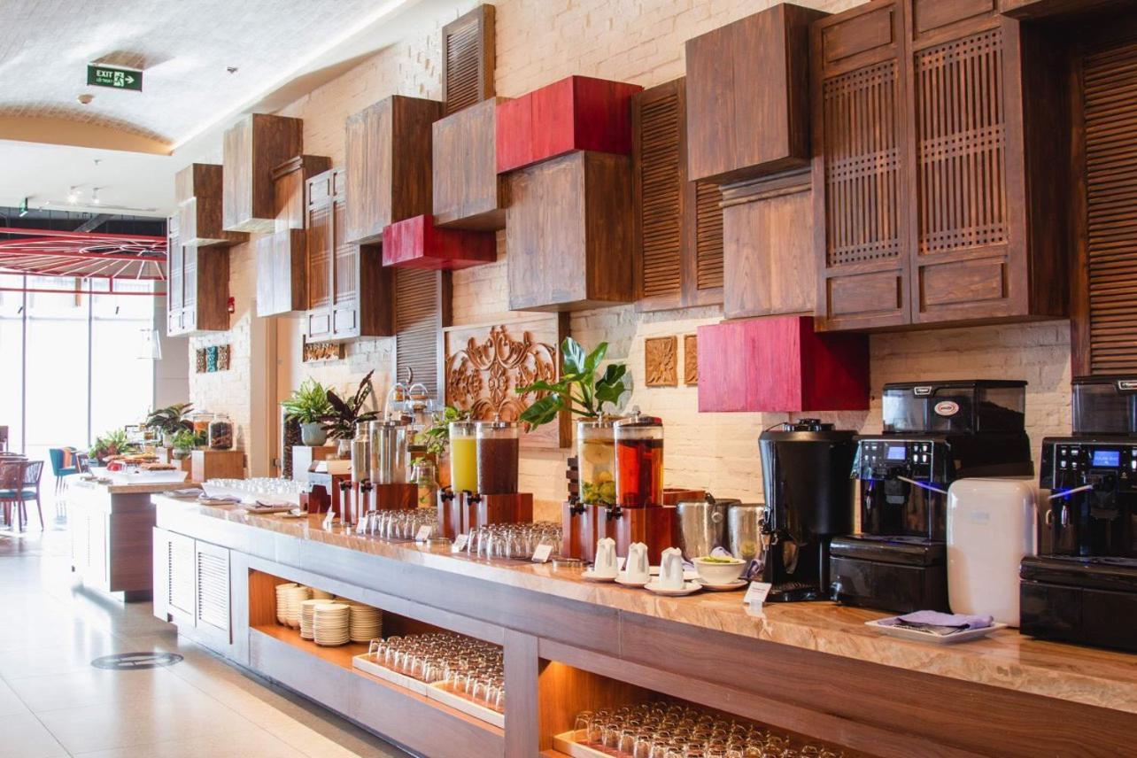 Panorama Oceanfront Suite Nha Trang Buitenkant foto
