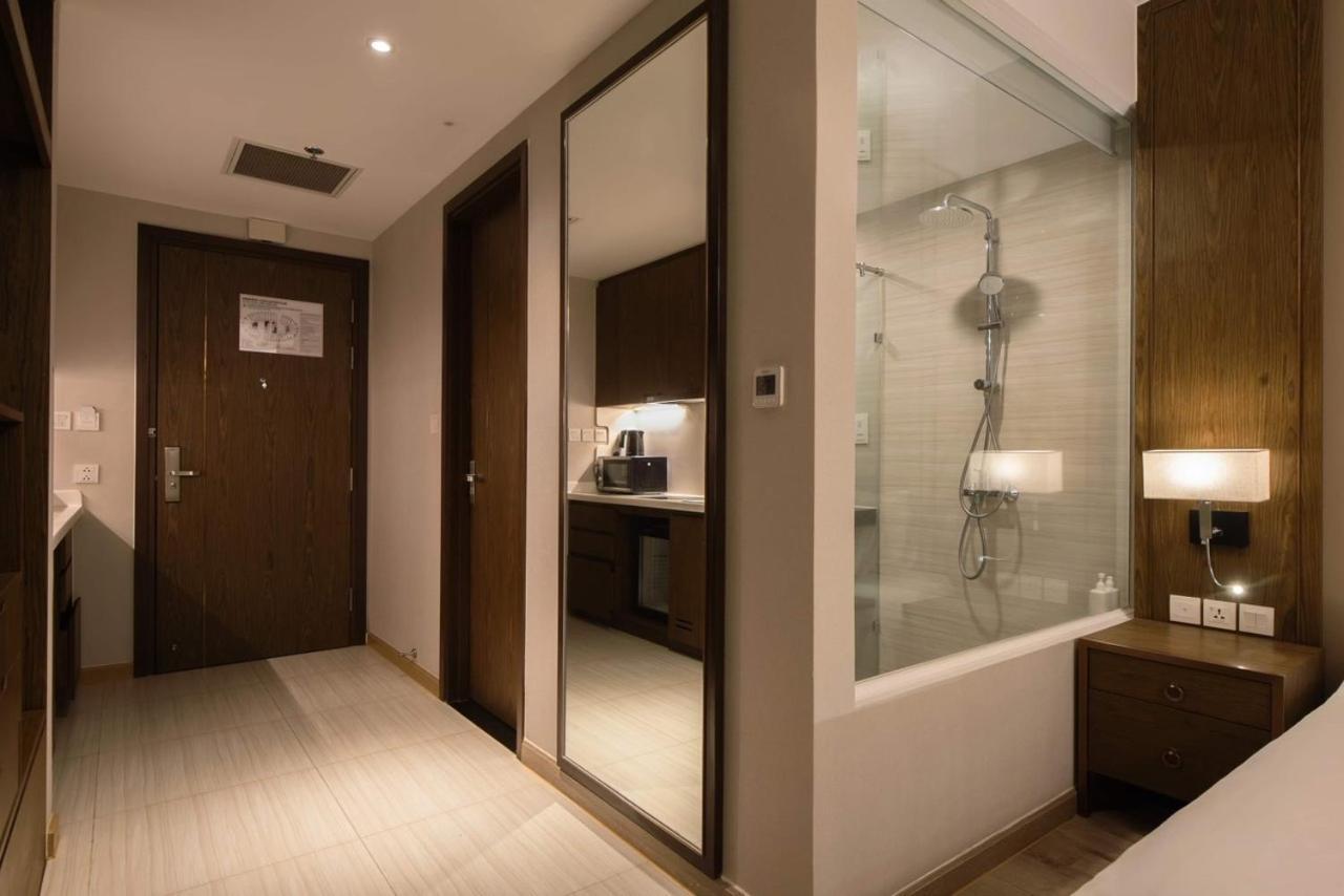 Panorama Oceanfront Suite Nha Trang Buitenkant foto
